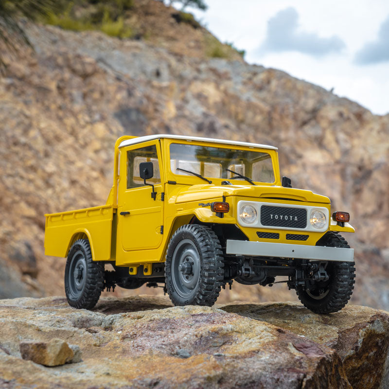 FMS 1:12 Toyota FJ45 Pickup Truck RTR