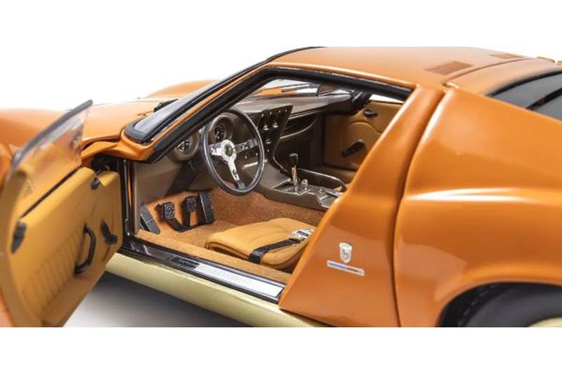 1/18 Scale Lamborghini Miura 400 Diecast Model (Orange)