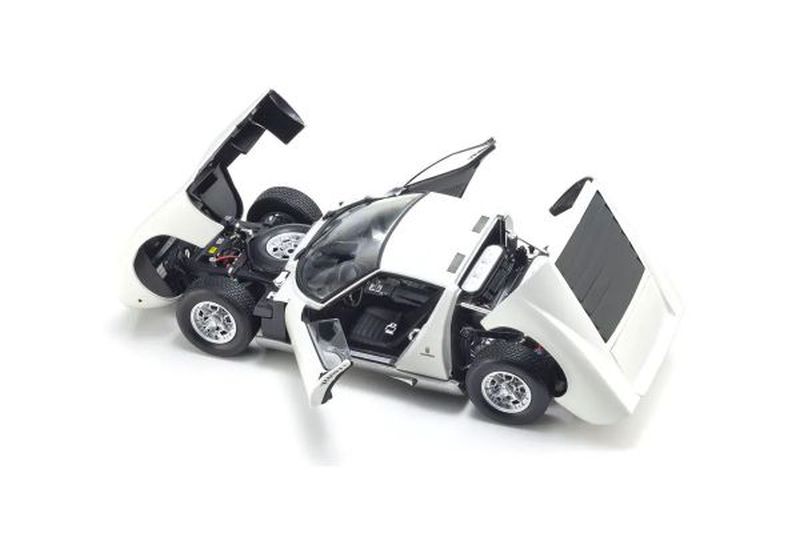 1/18 Scale Lamborghini Miura P 400 Die Cast Model (White)