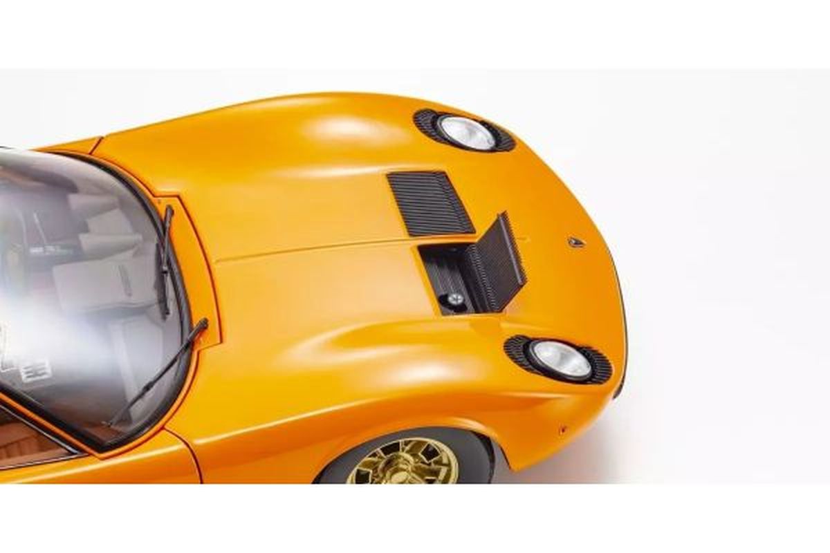 ORIGINAL 1/12 LAMBORGHINI MIURA P400 (ORANGE) Die-Cast Model