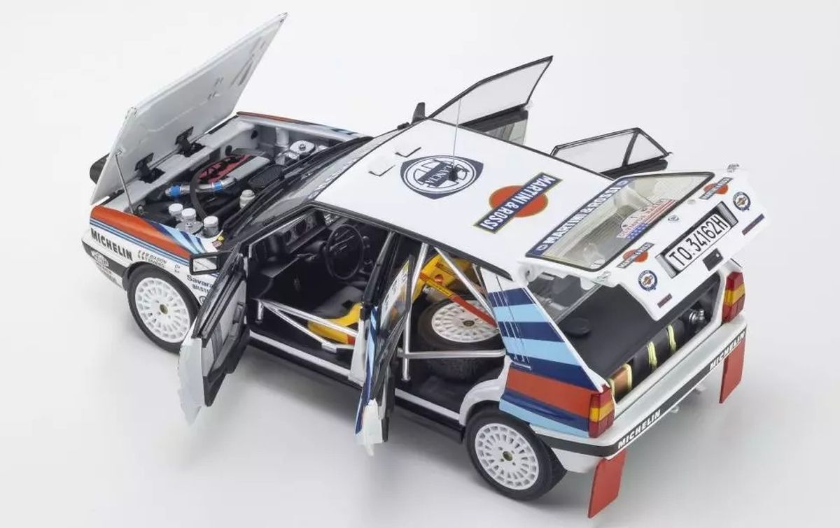 1/18 LANCIA DELTA HF INTE (8V) OLYMPUS 1988 Martini #1 Diecast Model