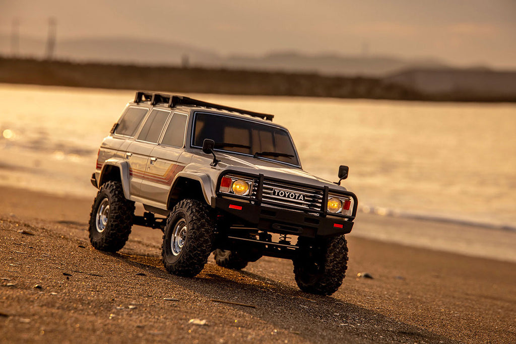 1/10 4WD Toyota Land Cruiser 60 Body Type 1 Readyset