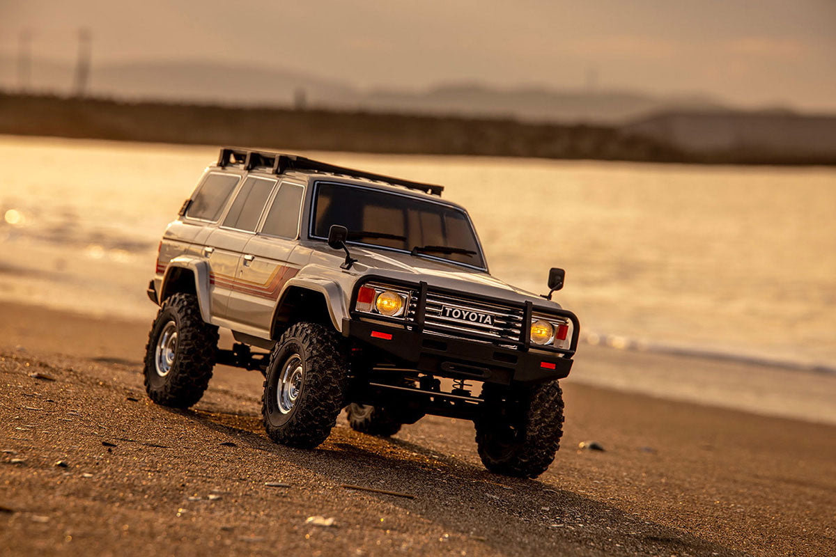 1/10 4WD Toyota Land Cruiser 60 Body Type 1 Readyset