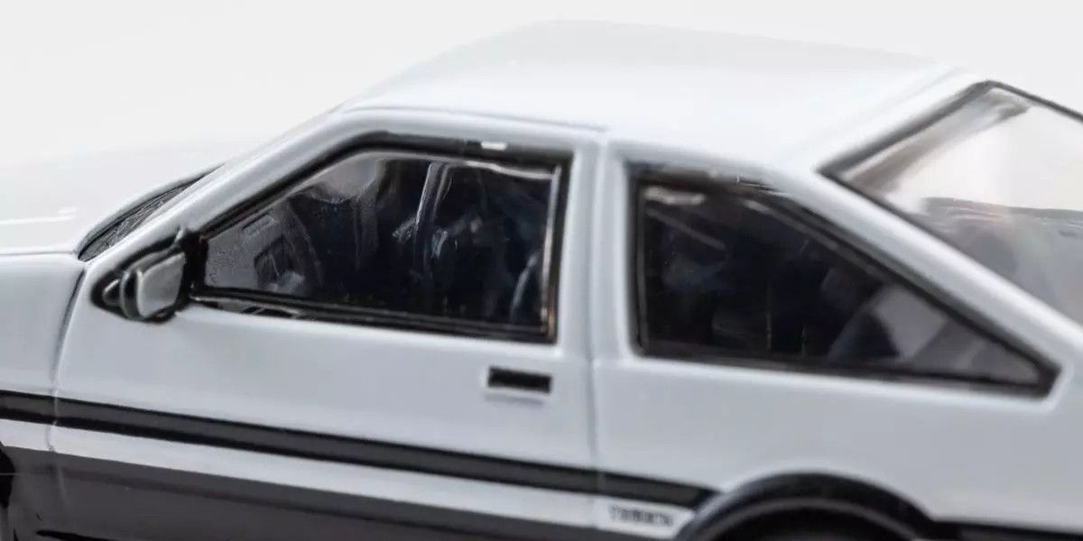 1/64 Initial D Toyota Sprinter Trueno (AE86) (Fujiwara Takumi) Diecast Model