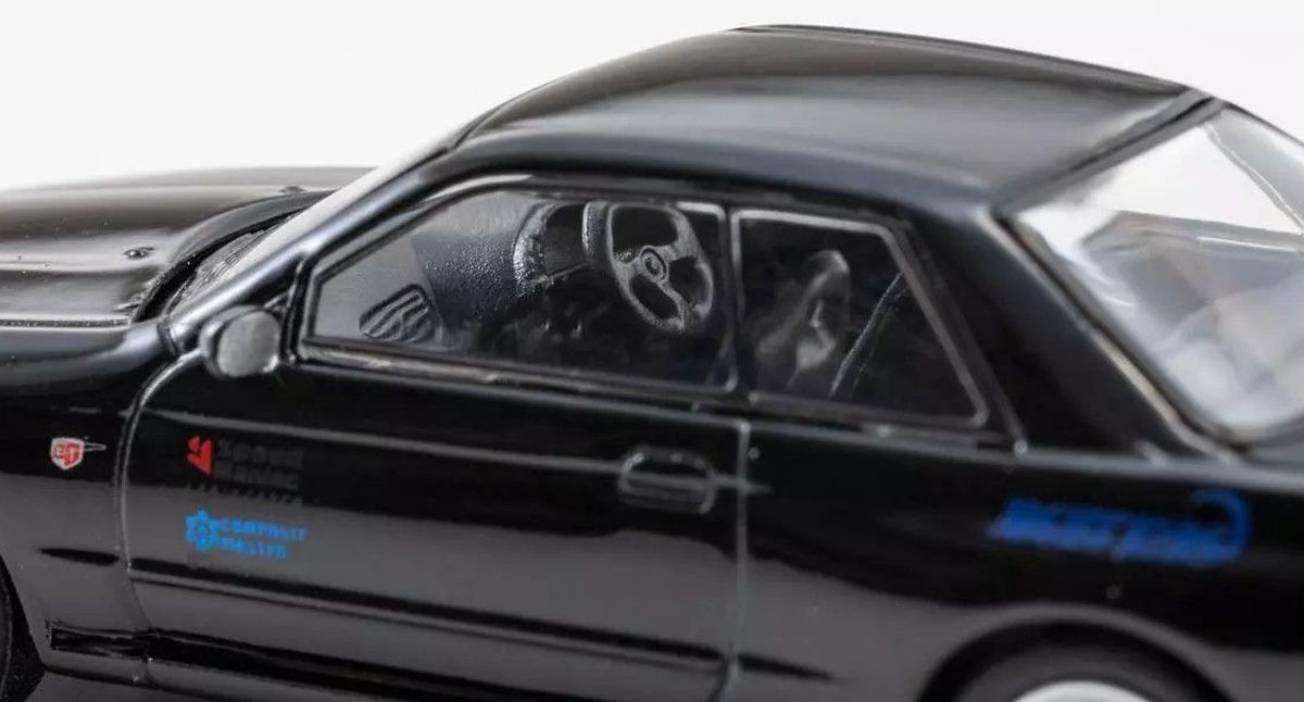 1/64 Initial D Nissan Skyline GT-R (BNR32) (Nakazato Takeshi) Diecast Model