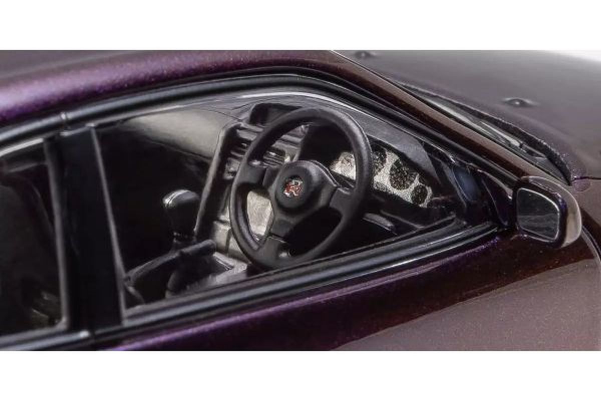 1/43 Nissan Skyline GT-R Vspec (Purple) Diecast Model