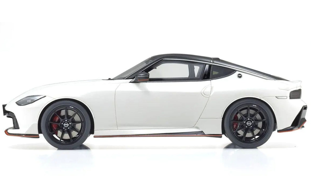 Samurai 1/18 NISSAN FAIRLADY Z NISMO 2024 (White) Resin Model