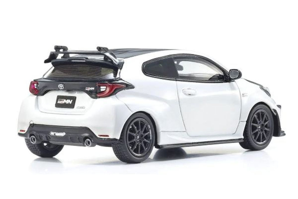 1/43 TOYOTA GRMN YARIS White Resin Model