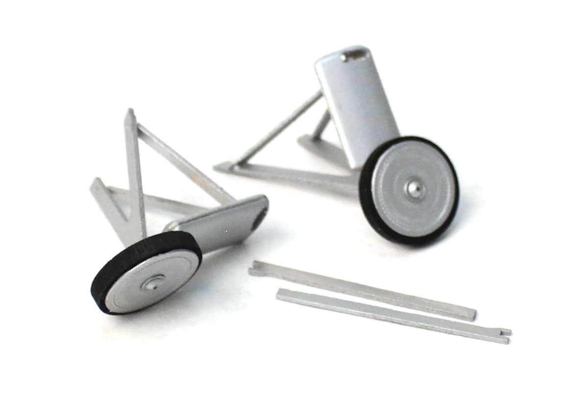 Main Landing Gear Set; Spirit of St. Louis