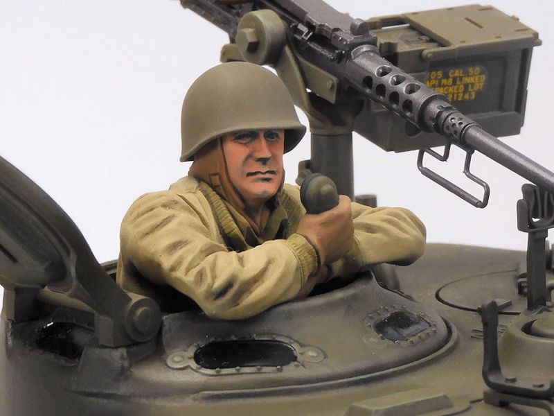 1/16 R/C M4 Sherman 105mm Howitzer (Mechanical Steering